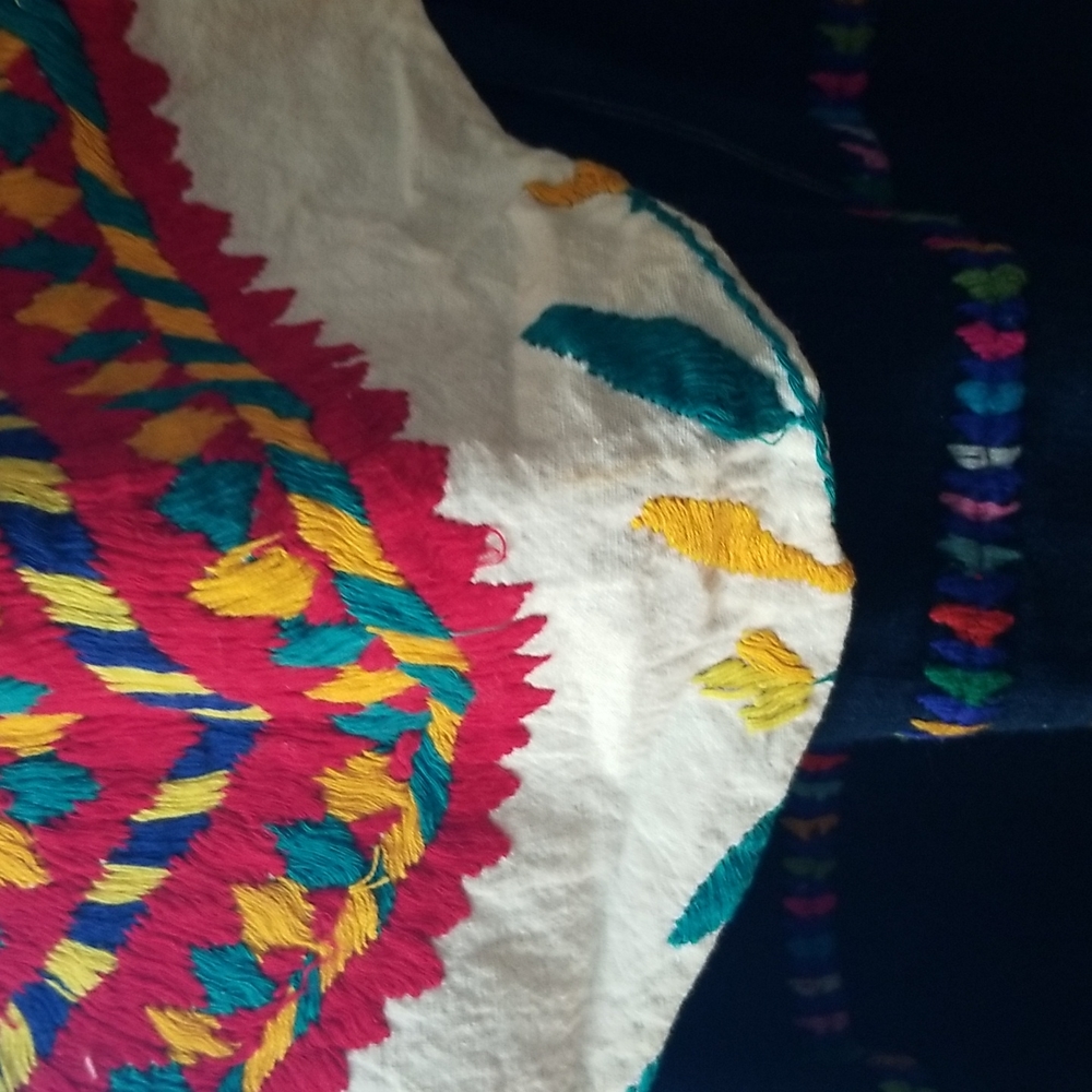 Top - Picture 4 of 6